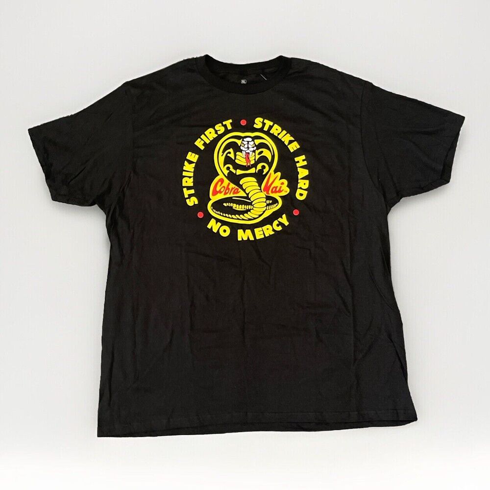 Cobra Kai T-Shirt Size XL Black Graphic 100% Cotton Crew Neck Short Sleeve NEW
